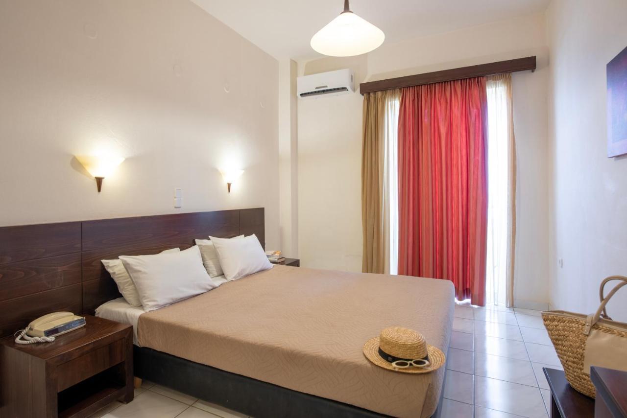 Eurohotel Theo Hotel Agia Marina Esterno foto