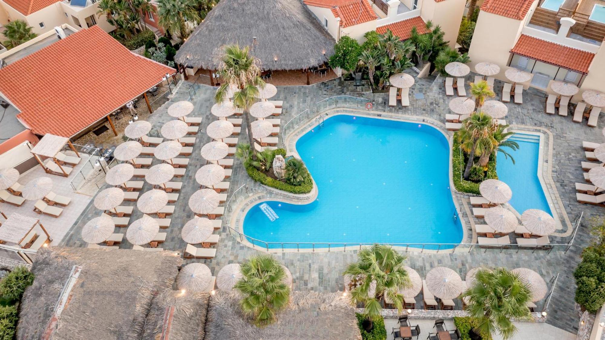 Eurohotel Theo Hotel Agia Marina Esterno foto